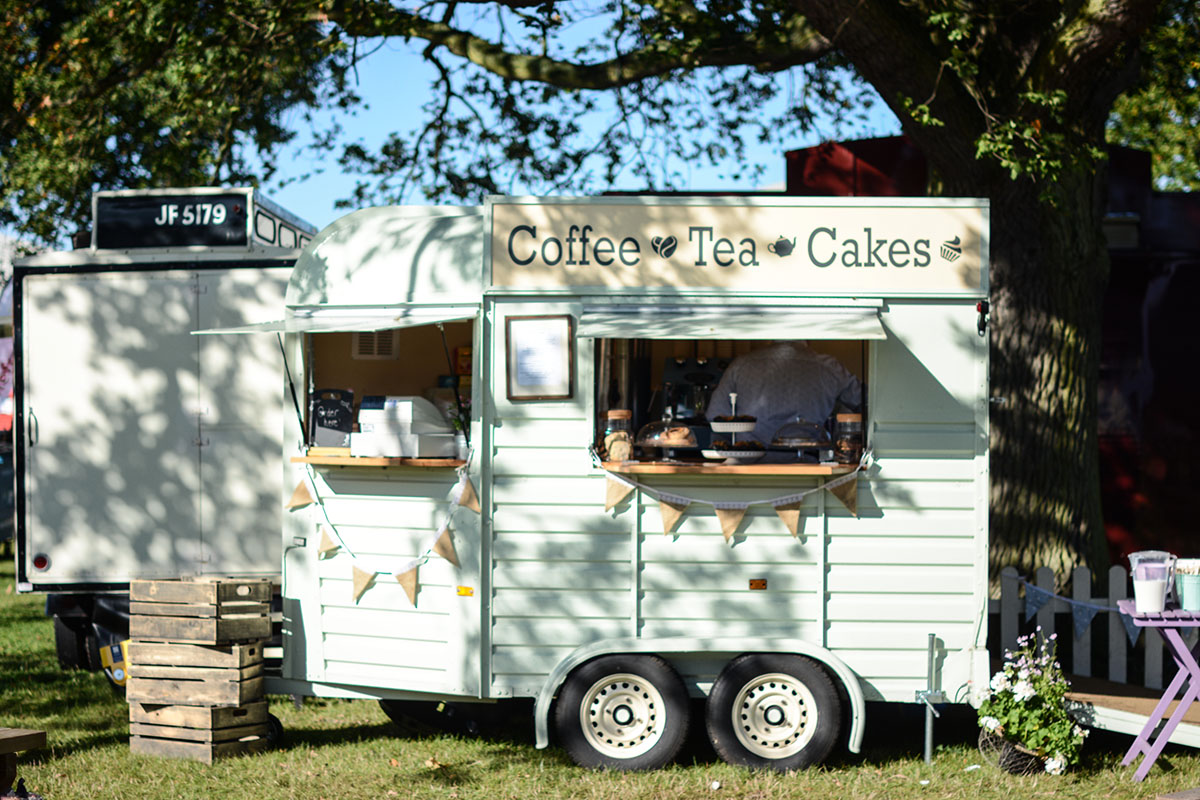 glamping-catering-van